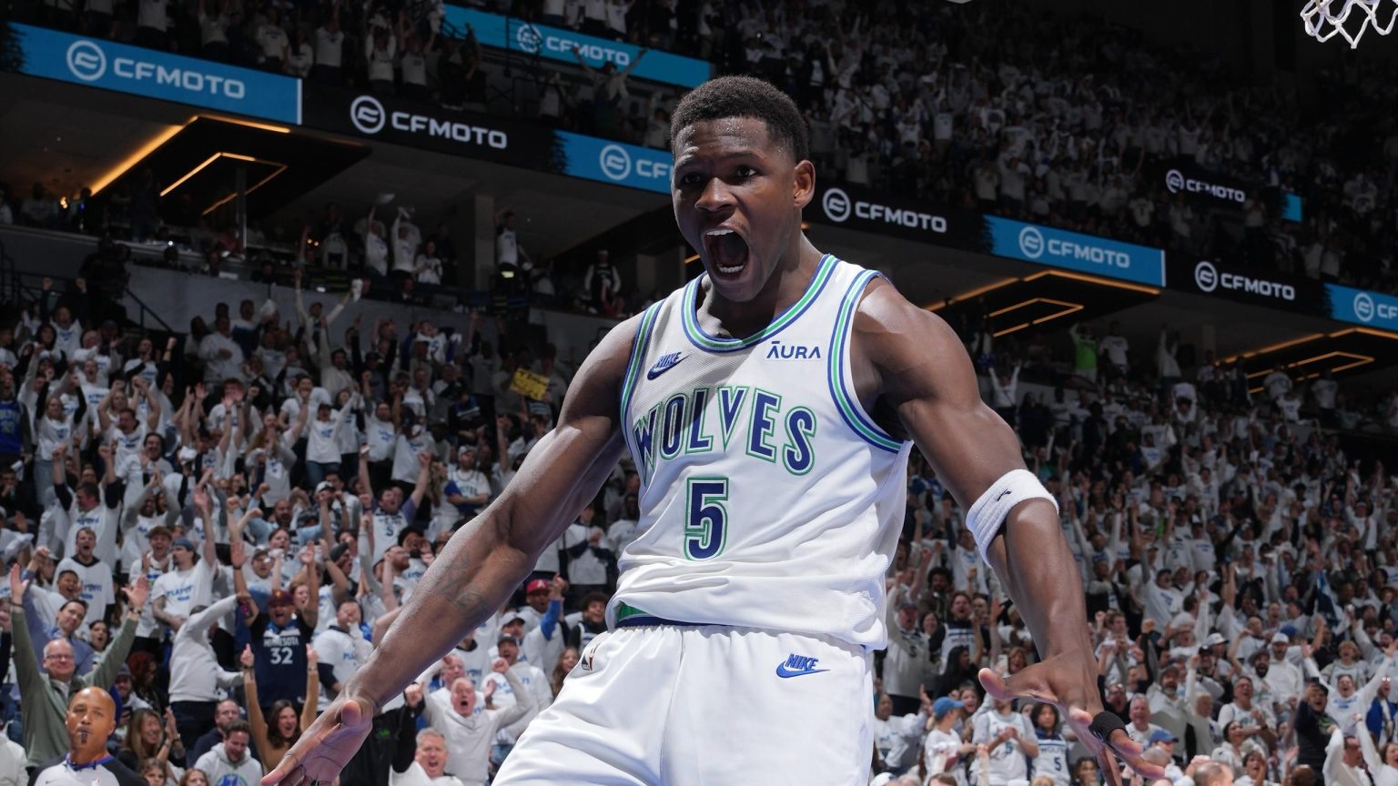 تصفيات الدوري الاميركي للمحترفين: تي وولفز يحرق صنز، وليبرون ليكرز يسقط أمام يوكيتش ناجتس في المباراة الأولى