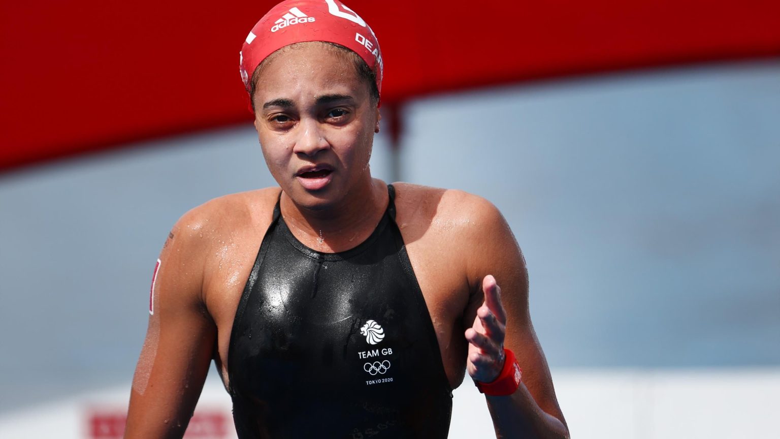 أليس ديرينج: صانع تاريخ فريق GB يتقاعد من السباحة النخبة في عمر 26 عامًا – “رحلتي لا تتوقف هنا”