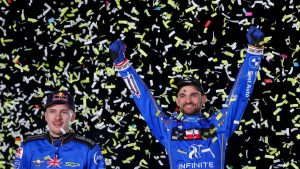 Zmarzlik لا يشتت انتباهه السجلات حيث يركز المدافع عن بطل SGP على المباراة الافتتاحية للموسم