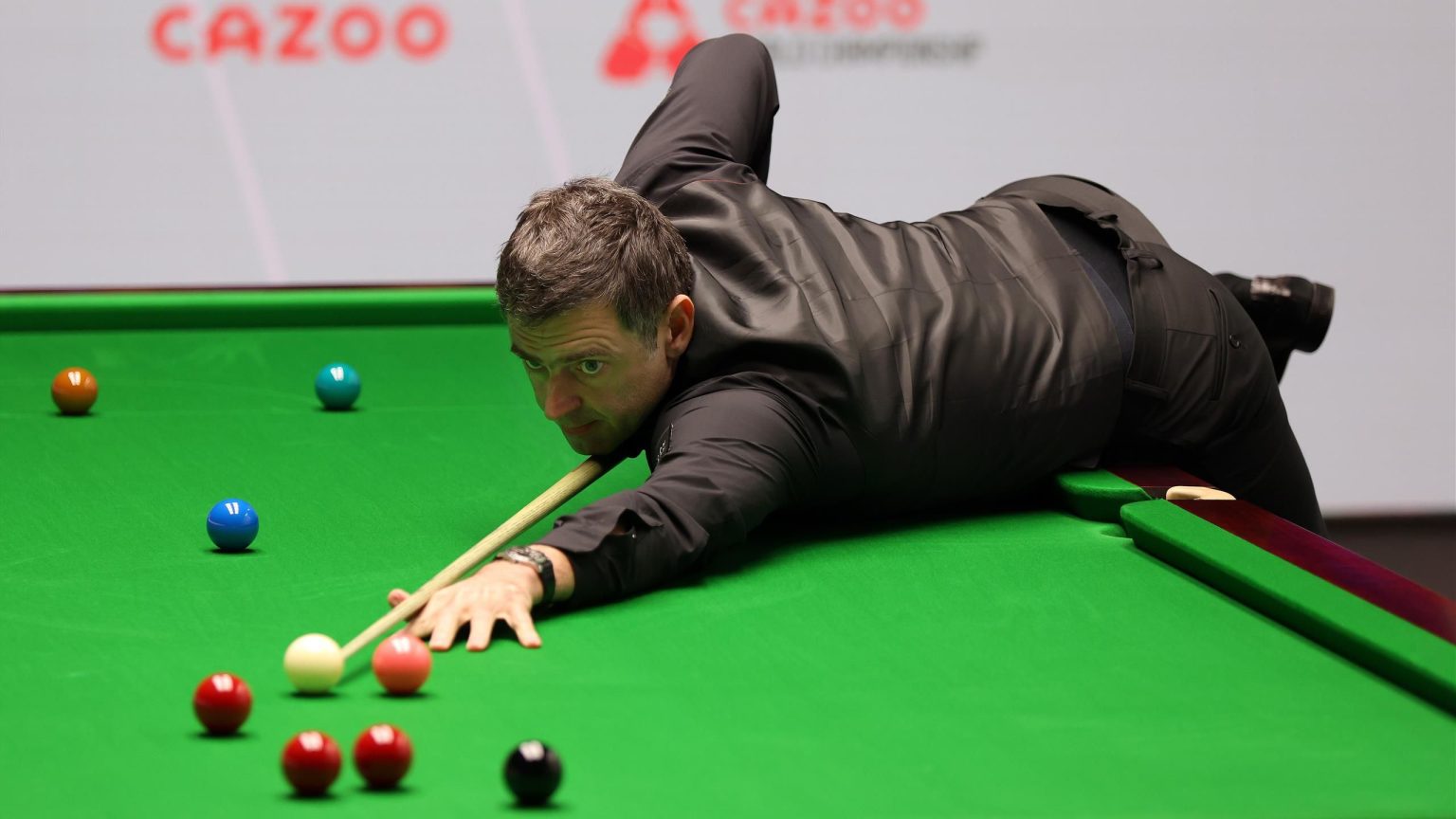روني أوسوليفان إلى ربع النهائي بفوزه على رايان داي في بطولة العالم للسنوكر