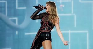 “قسم الشعراء المعذبين” لتايلور سويفت يحطم الرقم القياسي لمعظم تدفقات Spotify في يوم واحد