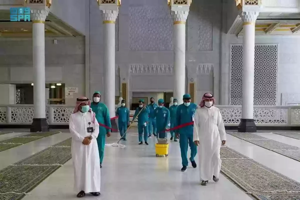 مع بداية موسم الحج | شؤون الحرمين تشدد على تنفيذ عدة سلوكيات للحفاظ على قدسية المكان