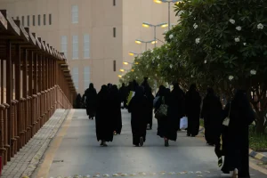 عاجل | جامعة القصيم تؤجل حفل تخرج الدفعة الـ 21 بسبب التقلبات الجوية