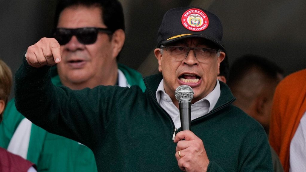 تنهي كولومبيا علاقاتها الدبلوماسية مع إسرائيل، لكن جيشها يعتمد على المعدات الإسرائيلية