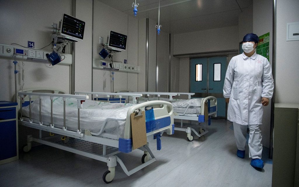 حثت وكالات الدولة الصين على زيادة عدد أسرة العناية المركزة