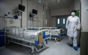 حثت وكالات الدولة الصين على زيادة عدد أسرة العناية المركزة