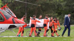 من المتوقع أن ينجو رئيس وزراء سلوفاكيا من محاولة اغتيال مع تردد أصداء الصدمة في جميع أنحاء أوروبا