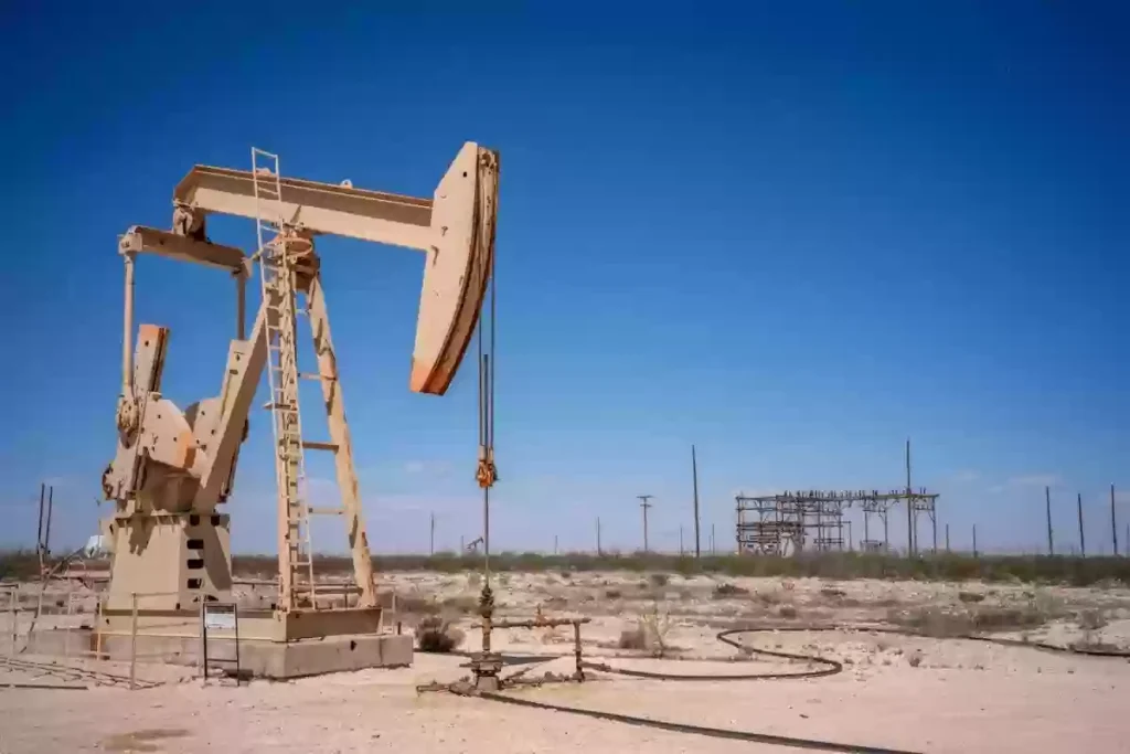 آخر تحديث | مواصلة انخفاض أسعار النفط اليوم في السعودية وهذا السعر الجديد