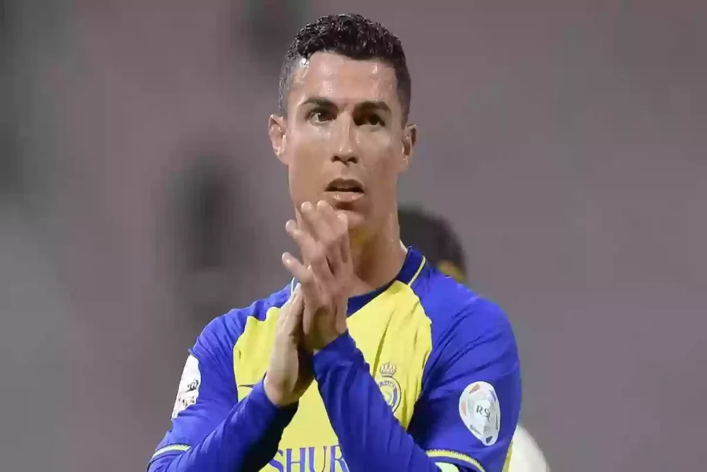 رونالدو محسود!! «البكيري» يرد على نجم نصراوي سابق يطالب بالرقية الشرعية لـ “الدون”