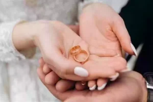 هل يجوز للمرأة أن تزوج نفسها وتكون ولية أمر النكاح؟!! الشيخ سليمان الماجد يجيب