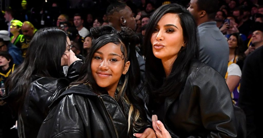 تنضم شركة North West إلى حفل الذكرى الثلاثين لفيلم “Lion King” من إنتاج Disney في Hollywood Bowl