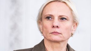 النائب سبارتز يفوز بالانتخابات التمهيدية للحزب الجمهوري بشق الأنفس في المنطقة الخامسة بولاية إنديانا، وفقًا لمشاريع سي إن إن