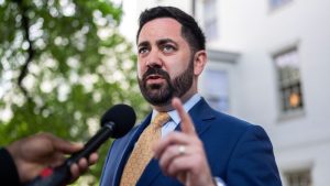 مجلس النواب يصوت على قانون التوعية بمعاداة السامية الذي أقره الحزبان