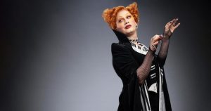 Jinkx Monsoon تفصل “وظيفة أحلامها” على أنها “تجسيد شيطاني للموسيقى” في “Doctor Who” (حصريًا)