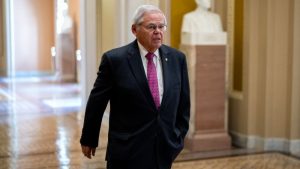 محاكمة الفساد الفيدرالية للسيناتور مينينديز في طريقها للبدء الأسبوع المقبل