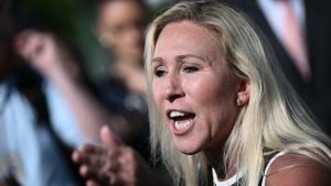 تصوت MTG ضد مشروع قانون مكافحة معاداة السامية وتستحضر مجازًا معاديًا للسامية في منطقها