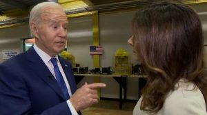 الرئيس بايدن يناقش الاقتصاد وترامب والحرب في غزة (مقابلة كاملة مع إيرين بورنيت)