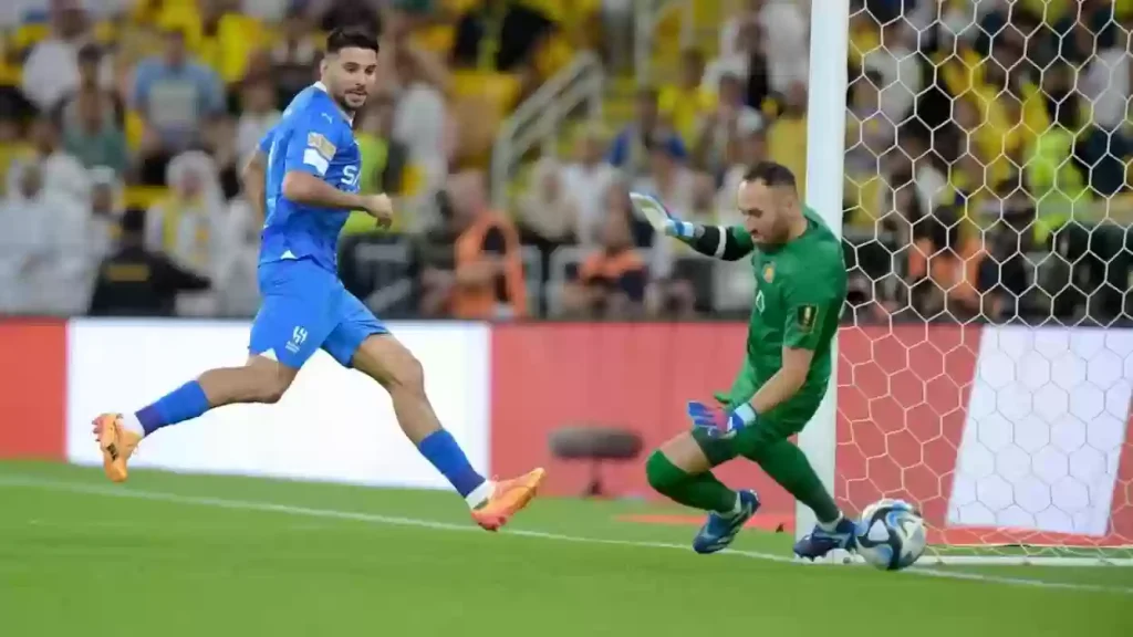 “سوا خير”.. عبد الغني يعلق على طرد أوسبينا في نهائي كأس الملك بلهجة ساخرة