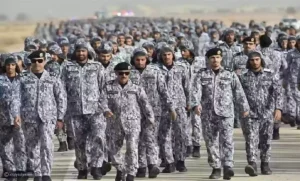شروط كلية الملك خالد العسكرية للجامعيين ومواعيد التقديم في الكلية