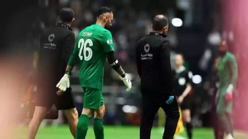 بالصور | بعد رحيله عن “العالمي”.. أوسبينا يُغادر السعودية وهذه وجهته