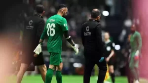 بالصور | بعد رحيله عن “العالمي”.. أوسبينا يُغادر السعودية وهذه وجهته
