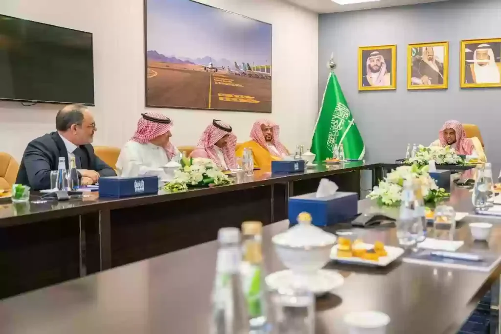 بحضور النائب العام | افتتاح نيابة مطار الأمير محمد بن عبد العزيز الدولي في المدينة المنورة
