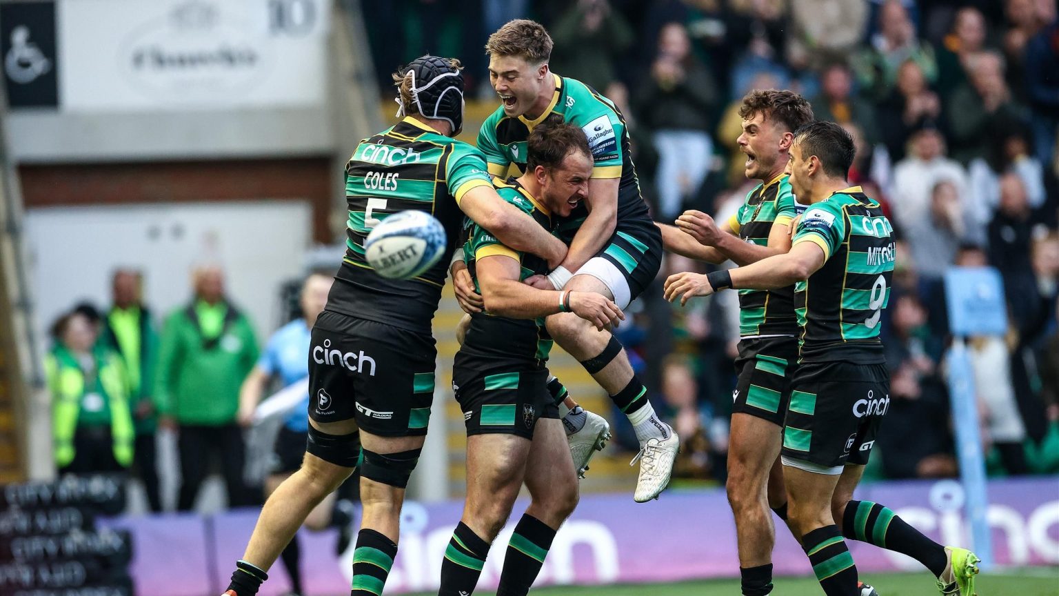 نورثهامبتون ساينتس 22-20 ساراسينز – تم إقصاء حامل اللقب في كتاب القديسين في النهائي بفوز ضئيل