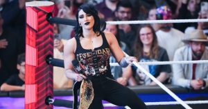 ريا ريبلي عضوة WWE تتزوج من زميلها المصارع بادي ماثيوز: “حتى الموت”