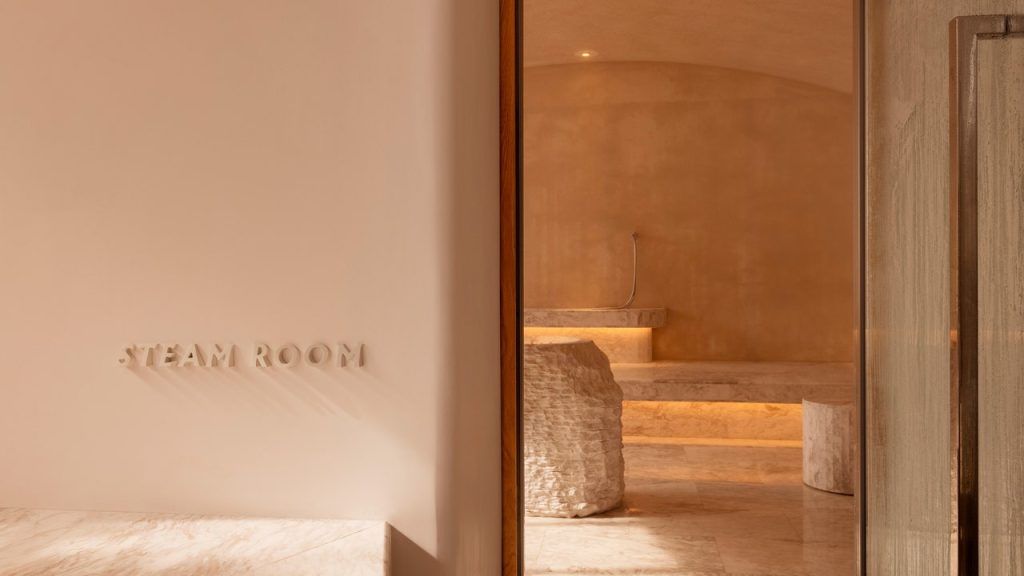 سيكس سينسيز إيبيزا | مجلة فوج