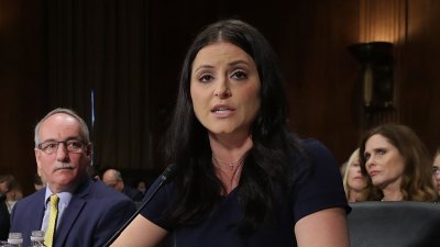 دومينيك موسيانو يشيد بالمدربين في فريق الولايات المتحدة الأمريكية لإعطائهم الأولوية للصحة على الميداليات