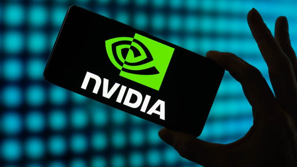 الأسهم التي تشهد أكبر التحركات قبل السوق: Nvidia وSalesforce وCrowdStrike وHP Inc. وغيرها