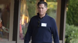 شركة Dell تتفوق على التوقعات مع ارتفاع مبيعات الخوادم بنسبة 80%، مستفيدة من موجة الذكاء الاصطناعي