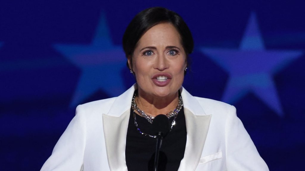 “لا تعاطف، لا أخلاق”: ناخب MAGA ثلاث مرات، ومساعد ترامب السابق، ورئيس بلدية أريزونا يتحدث عن سبب دعمه لهاريس