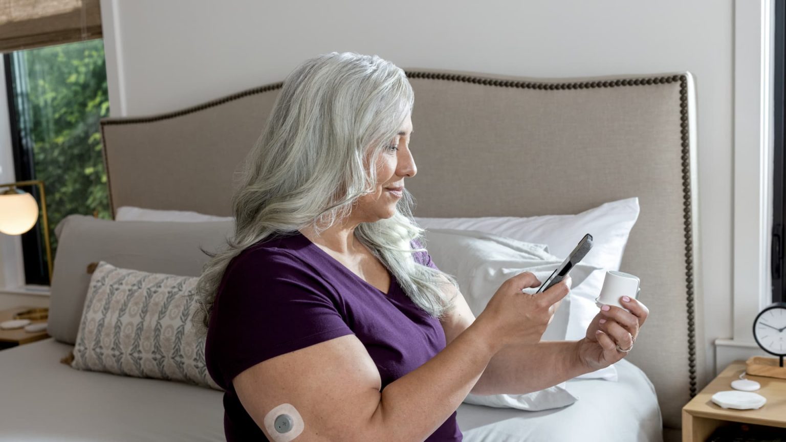 أطلقت شركة Dexcom أول جهاز لمراقبة مستوى الجلوكوز بشكل مستمر بدون وصفة طبية. إليكم ما هو عليه
