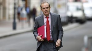 بروكسل تدافع عن حضور دبلوماسي أوروبي كبير في حفل تنصيب الرئيس الإيراني