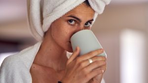 فوائد شرب الكولاجين يوميا