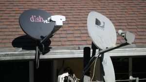 الأسهم التي تحقق أكبر التحركات في منتصف النهار: EchoStar، وCVS Health، وStellantis والمزيد