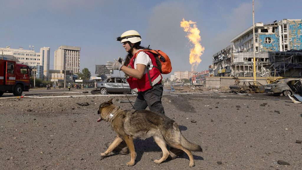 عمدة مدينة لفيف: هجوم صاروخي روسي على المدينة أسفر عن مقتل سبعة أشخاص على الأقل