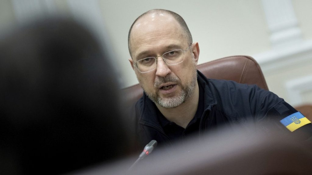 رئيس الوزراء الأوكراني: القدرات الدفاعية تشكل أولوية قصوى للحكومة الجديدة