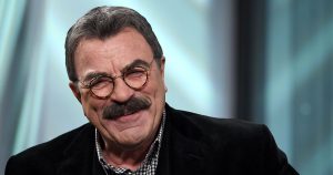 رئيس مسلسل Blue Bloods يكشف كيف ألهمت نهايات المسلسلات الشهيرة الحلقة الأخيرة: “فكرت في الأمر كثيرًا”
