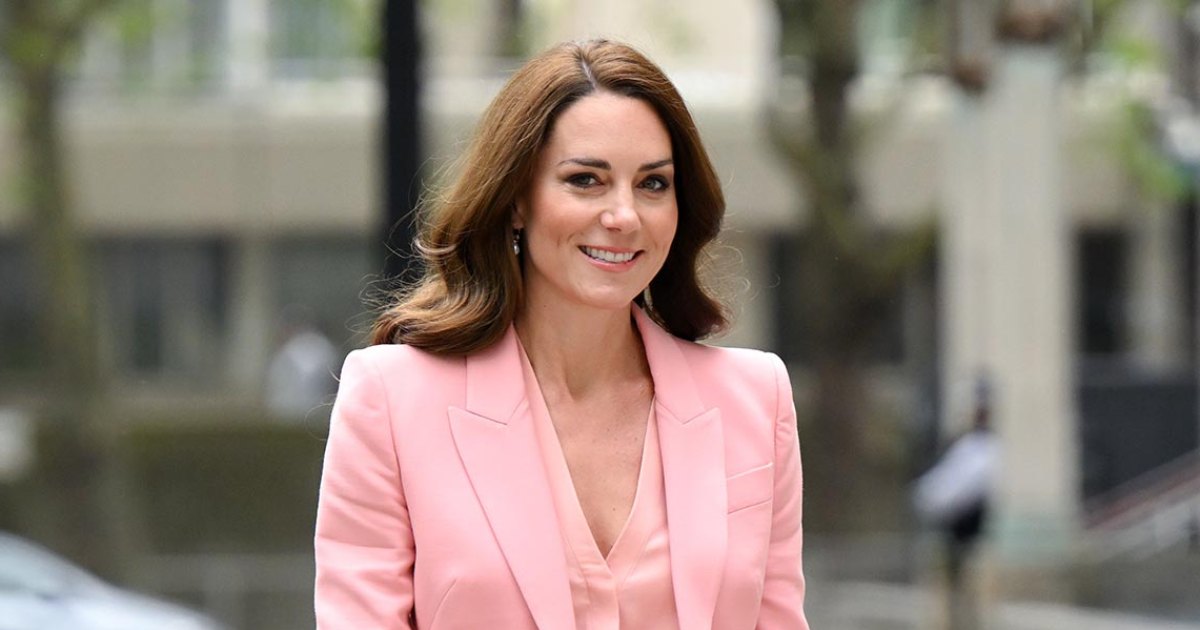 ميزة Kate Middleton 2446 US Weekly
