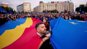 يبدأ الرومانيون في الخارج بالتصويت في الجريان السطحي للانتخابات الرئاسية عالية المخاطر