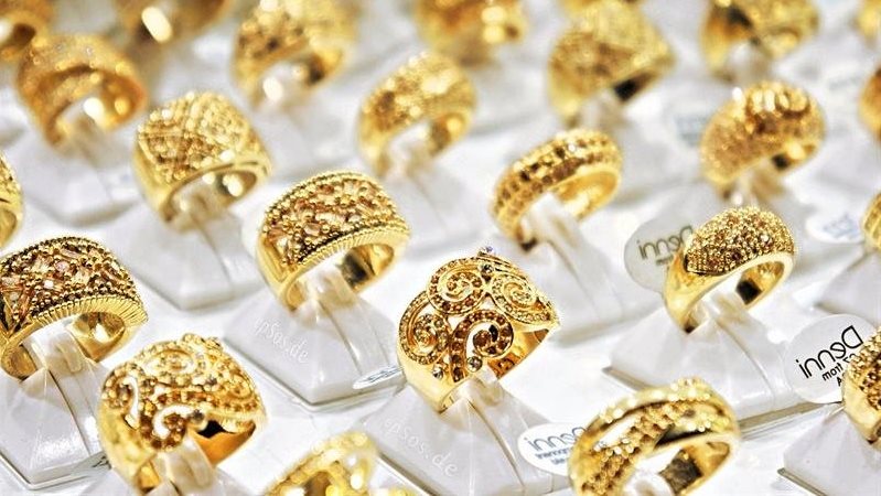 أسعار الذهب اليوم في محلات الصاغة وعيار 21 الأربعاء 6-11-202