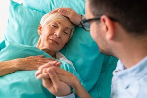 عمتي المنفصلة في رعاية المسنين – كيف يمكنني أن أقول وداعا؟