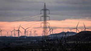 أخطاء مشغل الشبكة الإسبانية محطات الطاقة الكبيرة في لعبة اللوم على تعتيم