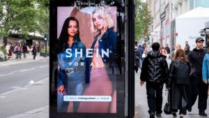 ينقل شين التركيز من لندن إلى هونغ كونغ لإدراجه