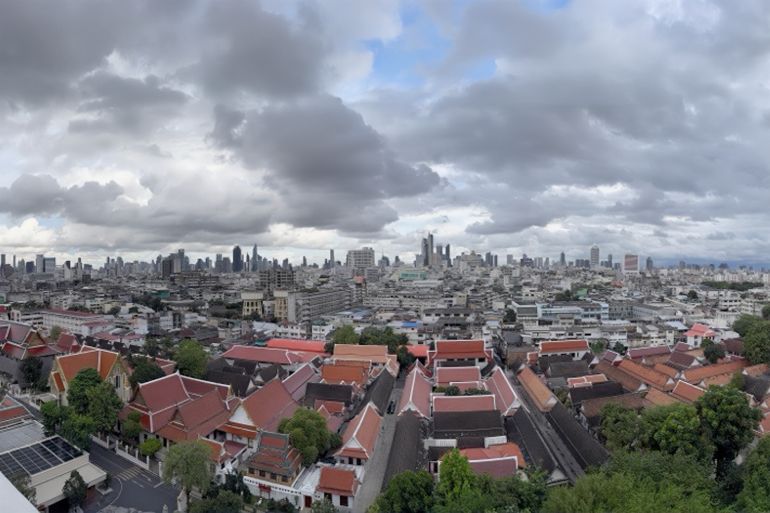 نظرة إلى العاصمة التايلندية بانكوك من أعلى معبد الجبل الذهبي / تصوير أنس زكي - الجزيرة نت