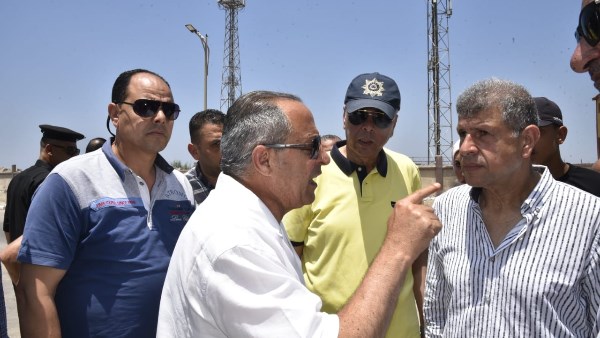محافظ بورسعيد يتابع ميدانيًا انطلاق أعمال تطوير منطقة الصفوة