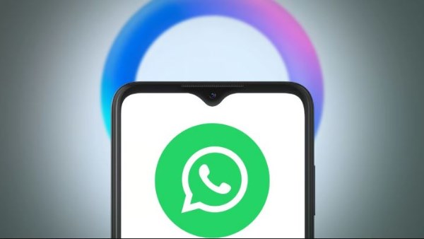 واتساب يطلق ميزة لإنشاء روبوتات دردشة بالذكاء الاصطناعي دون برمجة