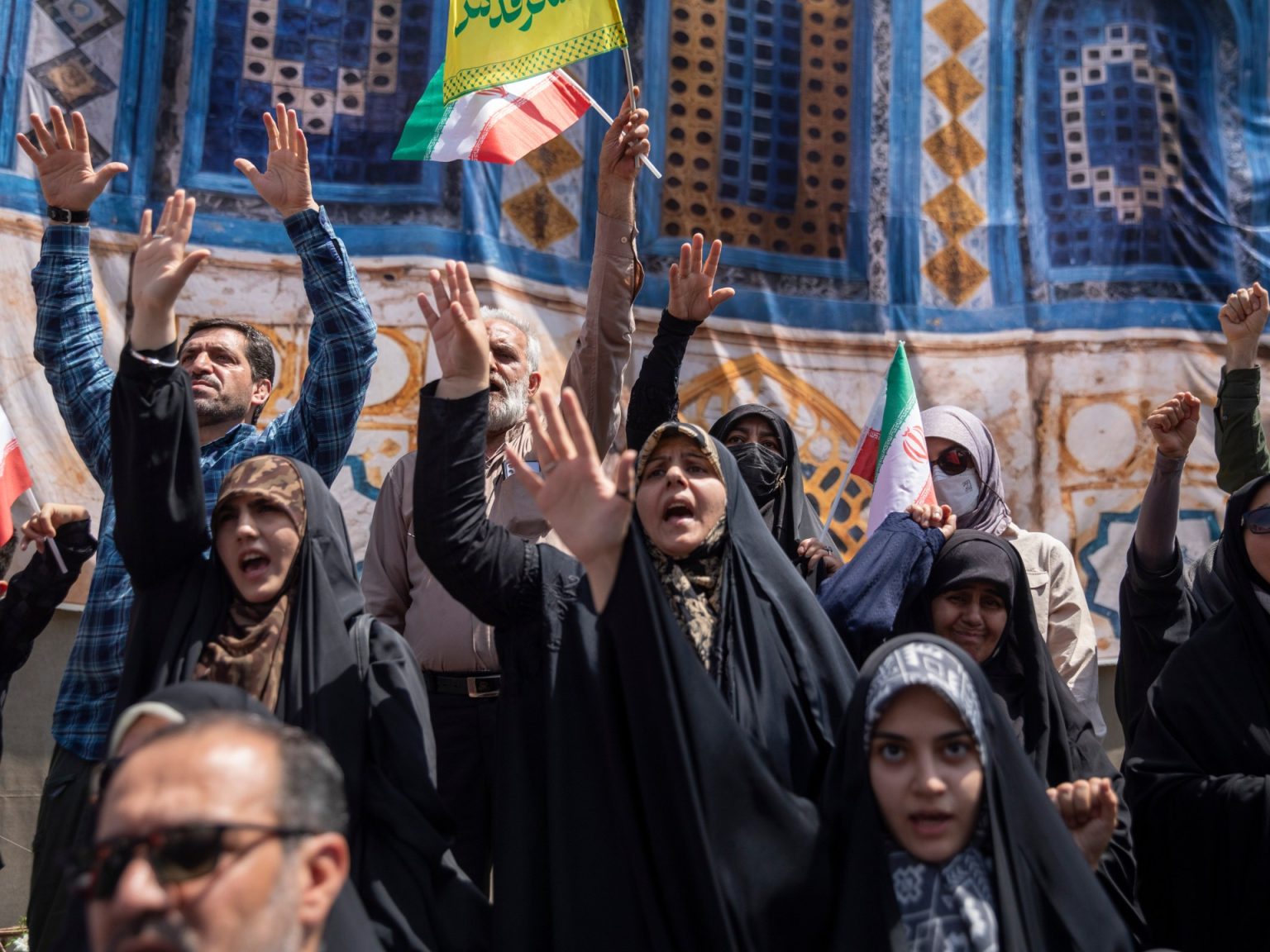 بينهم 20 طفلا.. منظمة حقوقية: مقتل 657 شخصا في إيران جراء الضربات الإسرائيلية